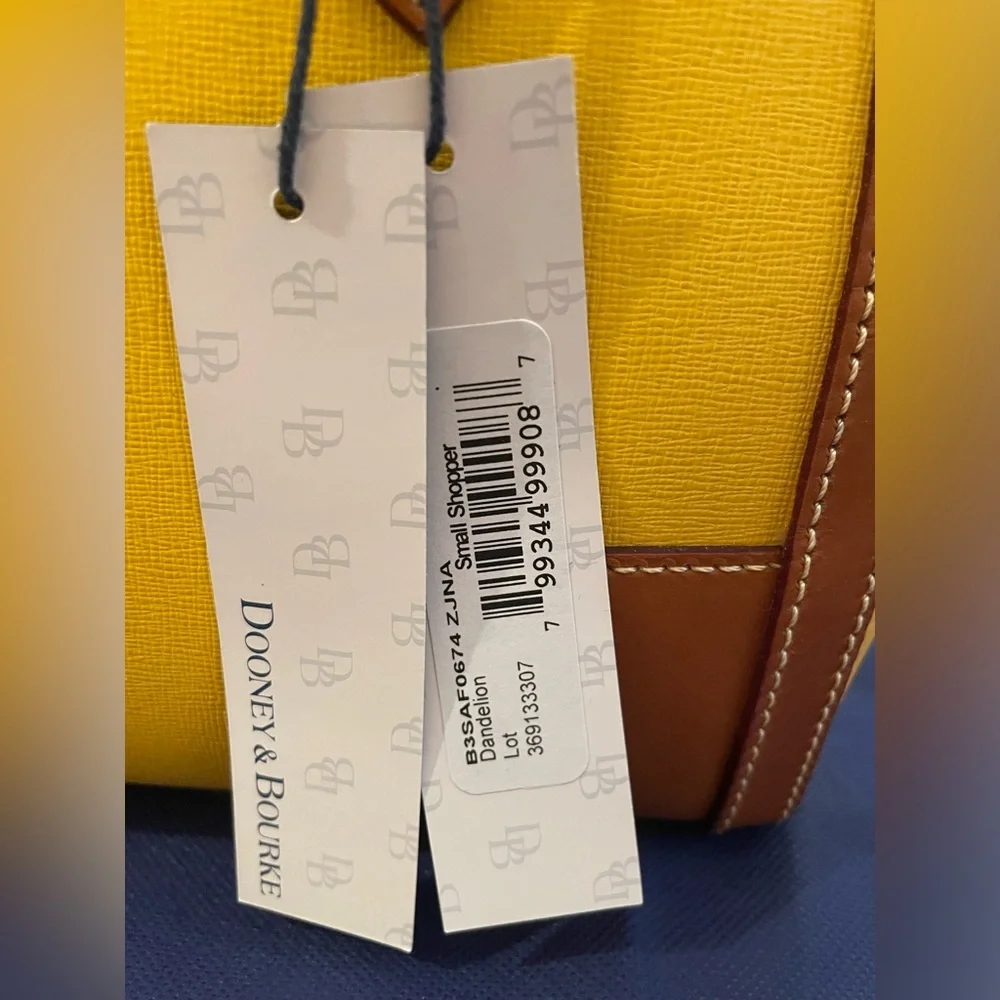 DOONEY & BOURKE 🆕 Pebble Grain Small Shopper Tote in Gorg Dandelion, rare color🔥 - Picture 4 of 5